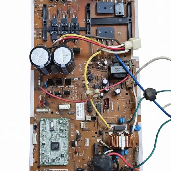 HITACHI OUTDOOR PCB UVW MOTOR 10005896 CODE 5397 REFURBISHED